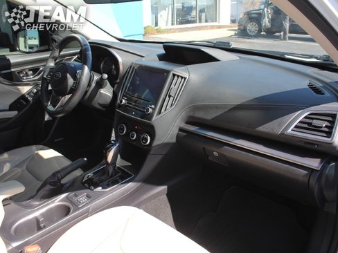 Used 2019 Subaru Impreza 2.0i Limited image 28