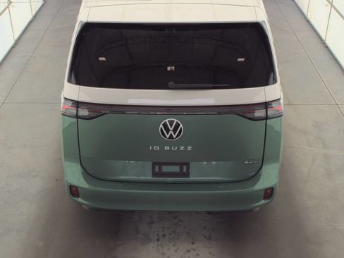 Used 2025 Volkswagen ID. Buzz 1st Edition AWD/4WD image 21
