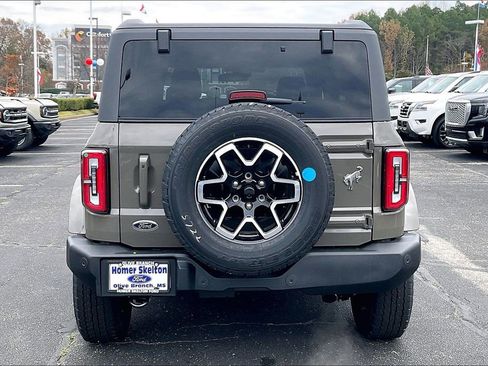 New 2025 Ford Bronco Outer Banks image 4