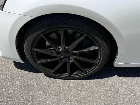Used 2018 Lexus IS 300 AWD w/ Premium Package image 11
