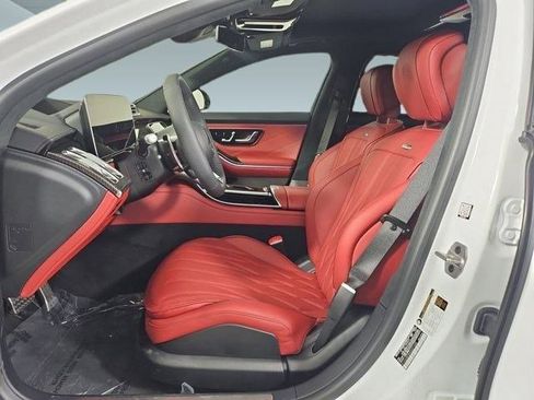 Used 2025 Mercedes-Benz S 63 AMG S image 5