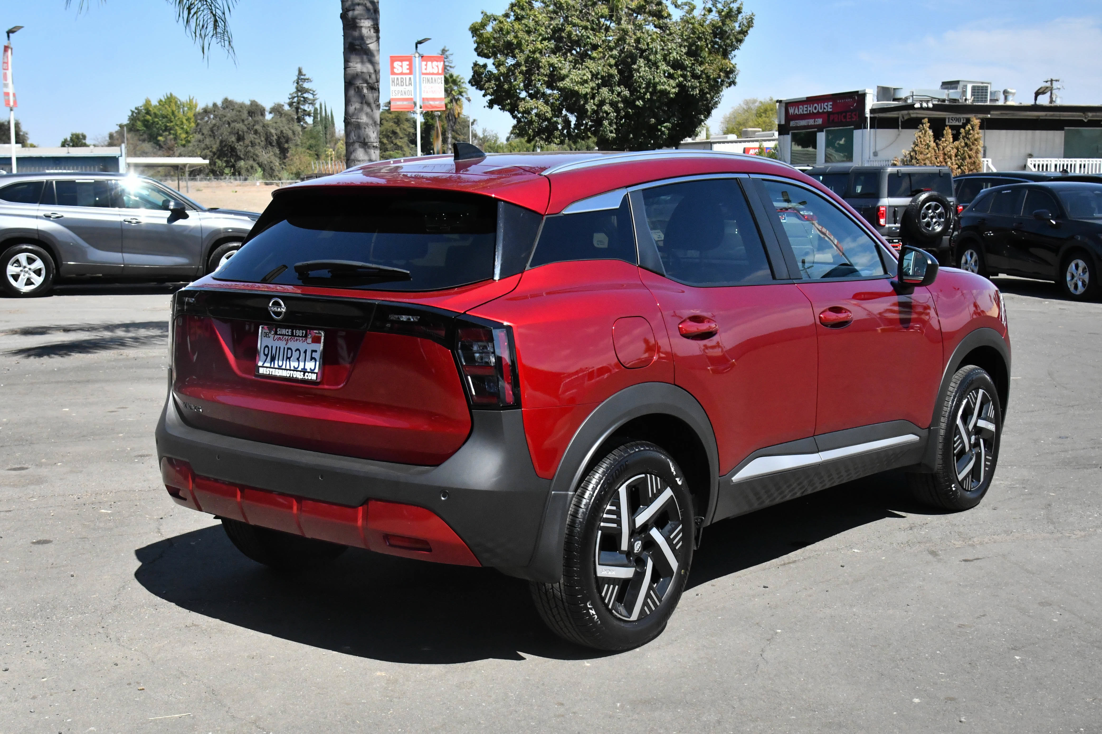 Used 2026 Nissan Kicks SV FWD image 8