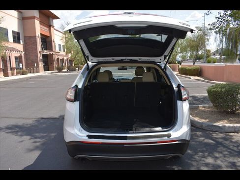 Used 2016 Ford Edge SEL FWD image 20