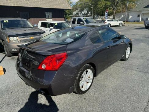 Used 2011 Nissan Altima 2.5 S w/ 2.5S Premium Pkg FWD image 4