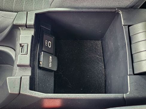 Used 2024 Toyota Corolla Cross AWD Hybrid image 25