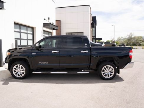 Used 2019 Toyota Tundra SR5 w/ SR5 Upgrade Package AWD/4WD image 5
