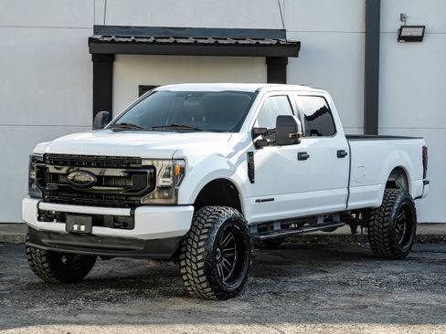 Used 2021 Ford F250 XLT AWD/4WD image 1
