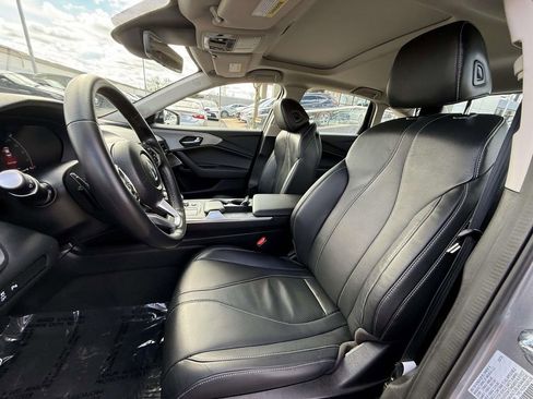 Certified 2025 Acura TLX w/ Technology Package image 11