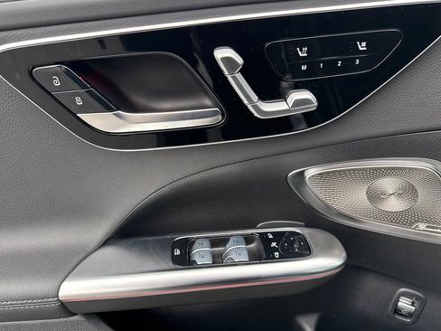 New 2026 Mercedes-Benz C 300 Sedan image 11