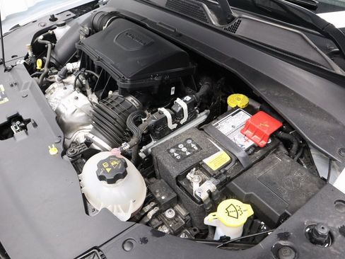 Used 2023 Jeep Compass Trailhawk w/ Trailhawk Convenience Group image 15