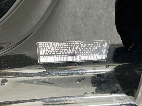 Used 2024 Volkswagen GTI SE image 31