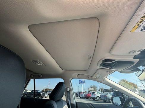 Used 2024 Subaru Outback Onyx Edition image 10