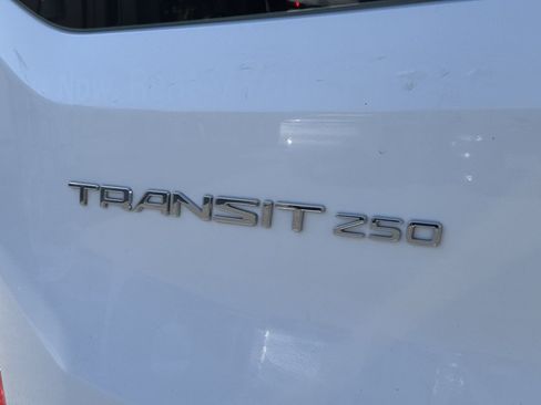 Used 2021 Ford Transit 250 Low Roof w/ Exterior Upgrade Package RWD image 12