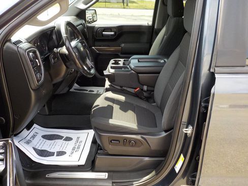 Used 2021 Chevrolet Silverado 1500 LT w/ Convenience Package II image 12