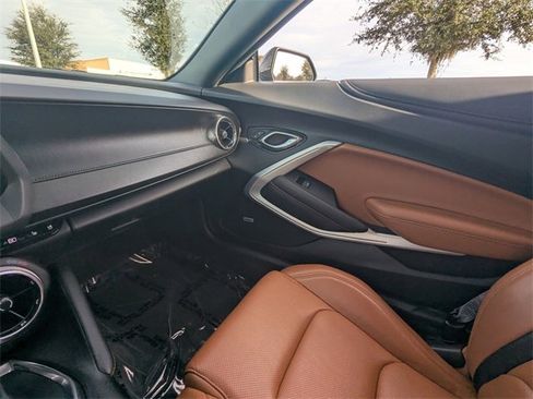 Used 2016 Chevrolet Camaro SS image 14