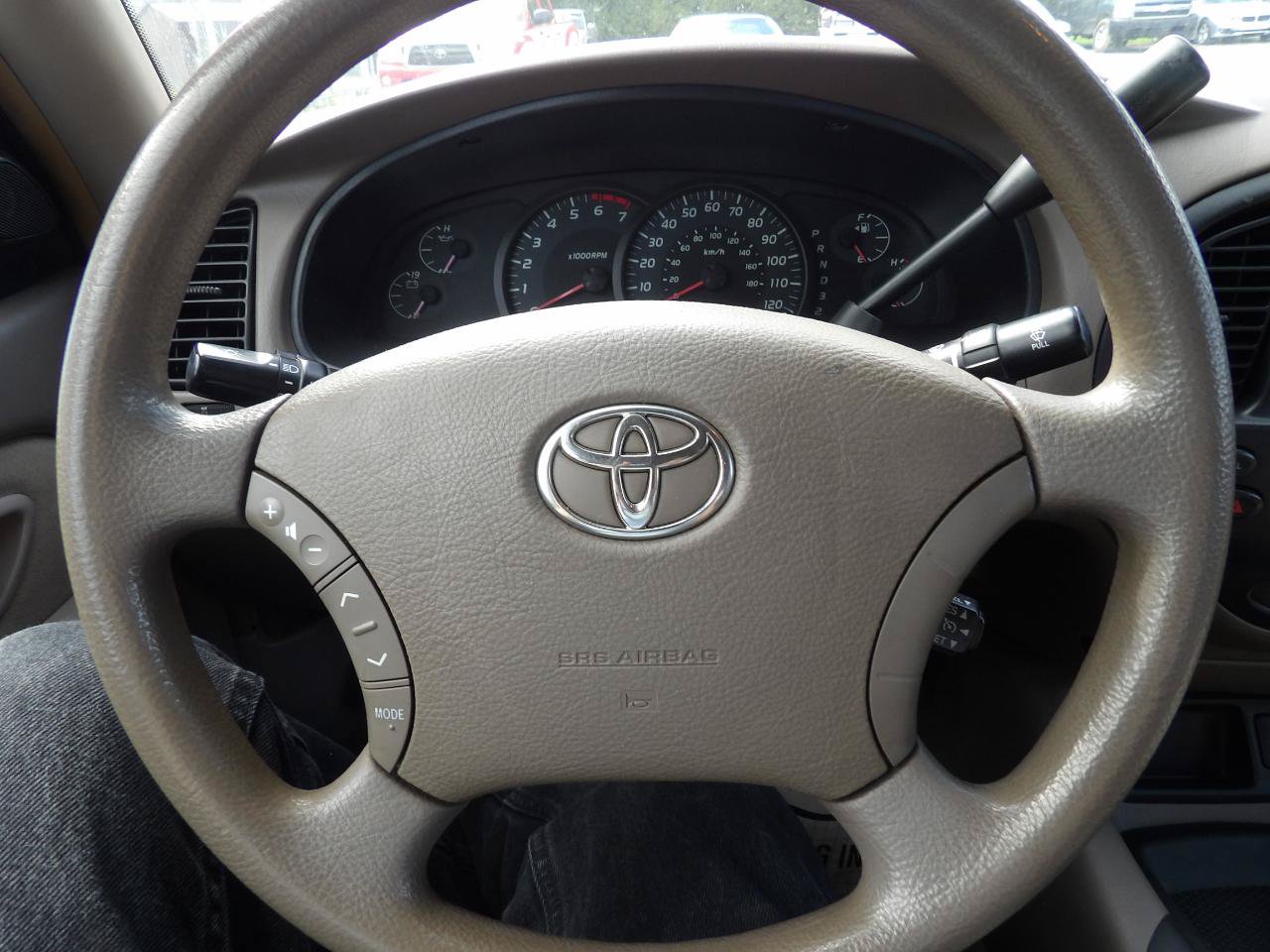 Used 2005 Toyota Tundra SR5 w/ TRD Off-Road Pkg AWD/4WD image 9
