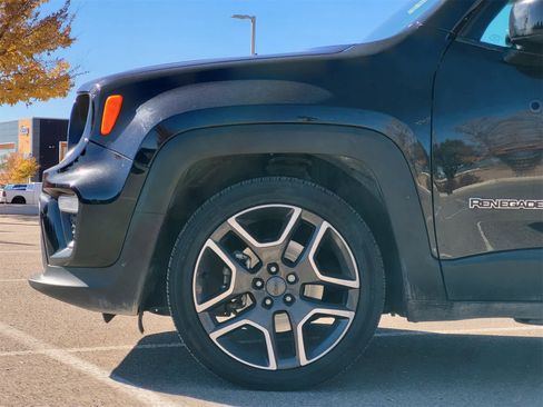 Used 2020 Jeep Renegade Latitude image 9