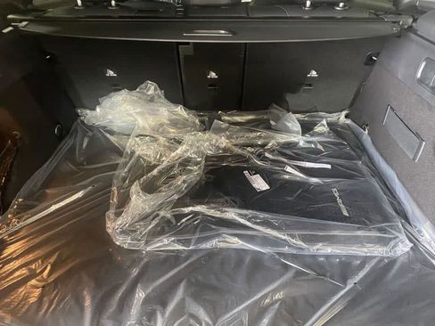 New 2026 Mercedes-Benz GLC 300 4MATIC image 18