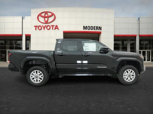 New 2025 Toyota Tacoma SR5 image 25