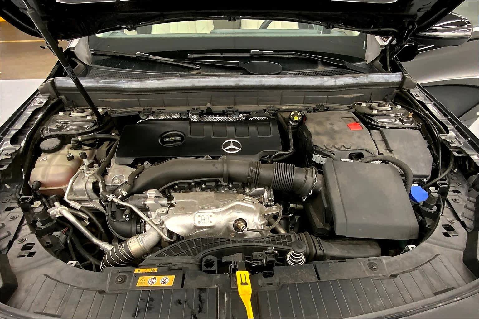 Used 2020 Mercedes-Benz GLB 250 image 10