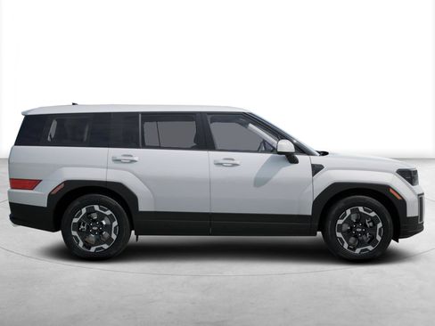 New 2026 Hyundai Santa Fe SE FWD image 5