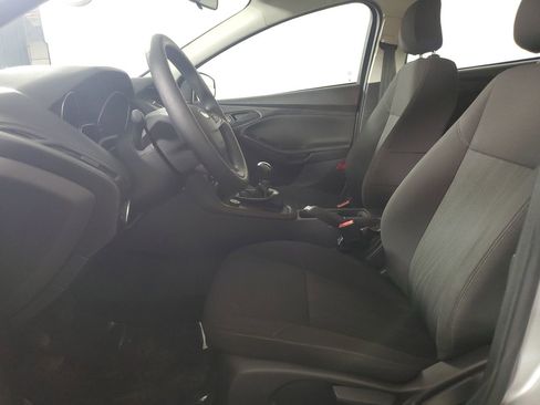 Used 2015 Ford Focus S image 10