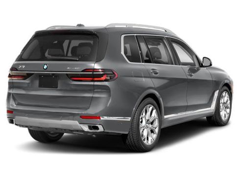 Used 2023 BMW X7 xDrive40i w/ Executive Package AWD/4WD image 2