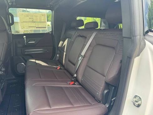New 2026 GMC Hummer EV SUV AWD/4WD image 22
