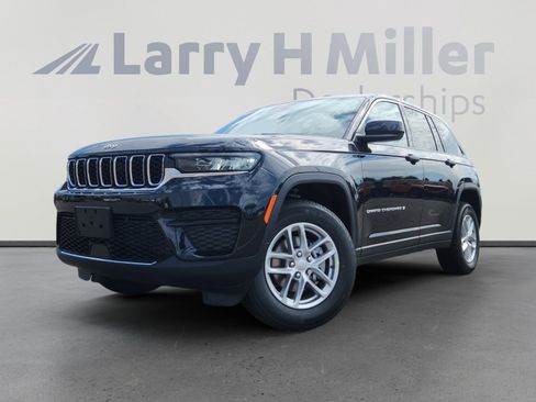 New 2025 Jeep Grand Cherokee Laredo X w/ Luxury Tech Group I image 1