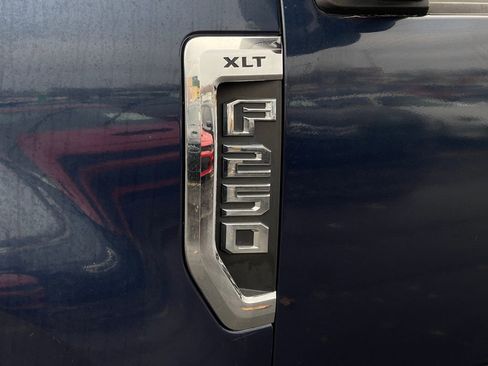 Used 2017 Ford F250 XLT w/ XLT Value Package image 33