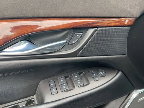 Used 2015 Cadillac Escalade ESV Premium image 10