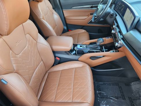 Certified 2024 Kia Telluride SX Prestige X-Line image 14