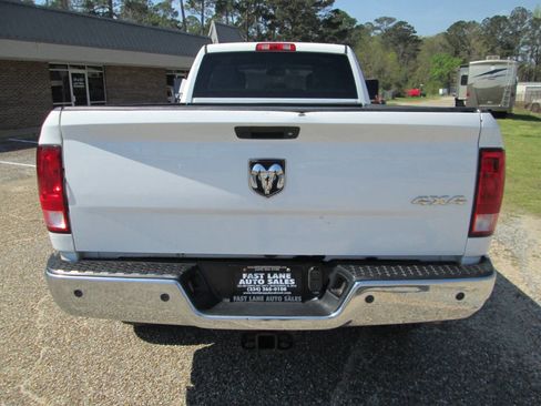 Used 2017 RAM 2500 Tradesman w/ Chrome Appearance Group image 32