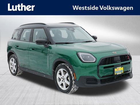 Used 2025 MINI Cooper Countryman S image 1