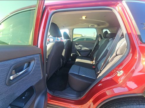 Certified 2023 Nissan Rogue SV AWD/4WD image 9
