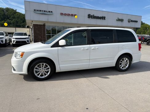 Used 2016 Dodge Grand Caravan SXT FWD image 6