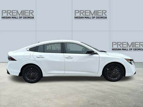 New 2026 Nissan Sentra SV w/ SV Convenience Package FWD image 4
