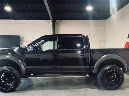Used 2019 Ford F150 Raptor w/ Equipment Group 802A Luxury image 5