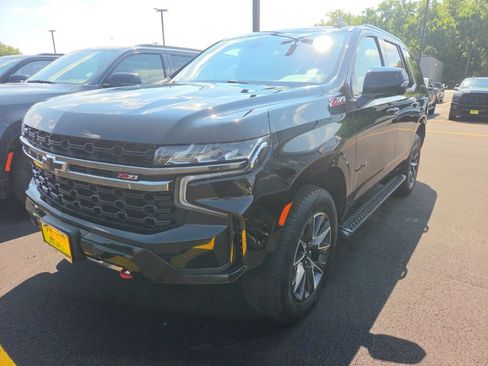 Used 2021 Chevrolet Tahoe Z71 w/ Z71 Signature Package AWD/4WD image 1