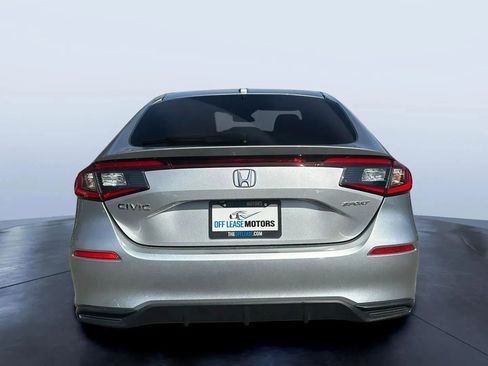 Used 2022 Honda Civic Sport image 4