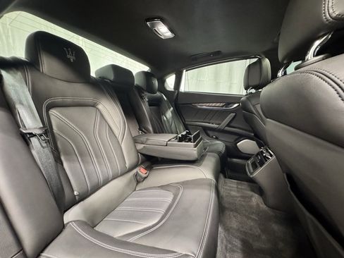 Used 2023 Maserati Quattroporte Modena Q4 image 30