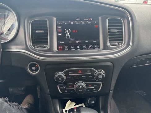 Used 2018 Dodge Charger GT image 12