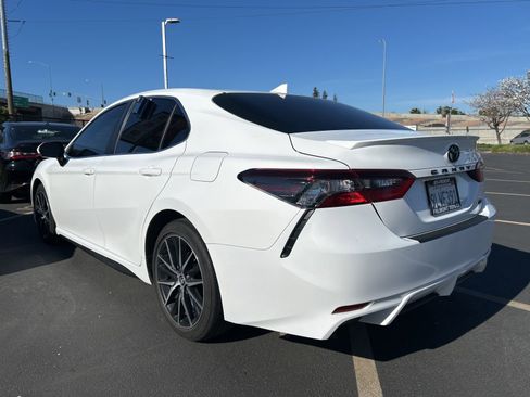 Certified 2024 Toyota Camry SE w/ Audio Upgrade Package image 3