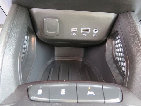 Used 2023 Chevrolet TrailBlazer LT image 11