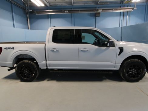 New 2025 Ford F150 XLT w/ Equipment Group 302A MID image 33