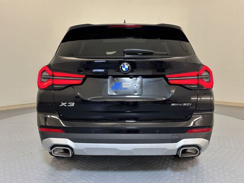 Used 2024 BMW X3 sDrive30i w/ Premium Package image 10