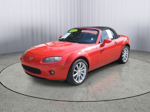 Used 2006 MAZDA MX-5 Miata Grand Touring image 8