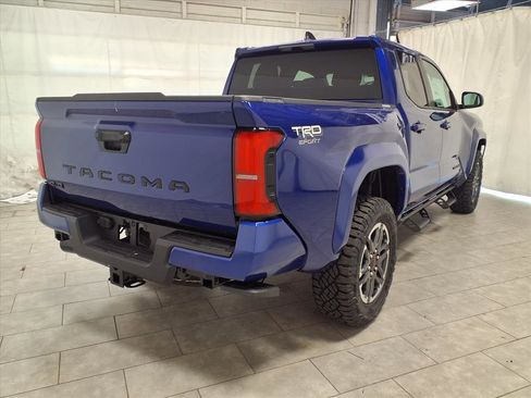 New 2025 Toyota Tacoma TRD Sport image 9