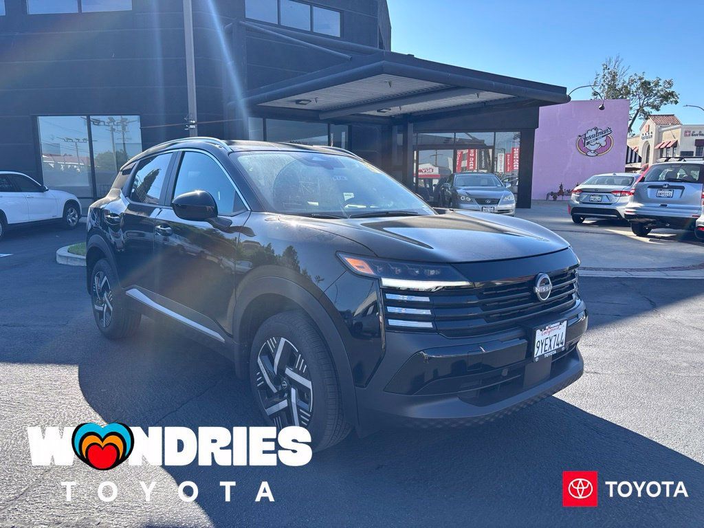 Used 2026 Nissan Kicks SV FWD 360° Tour