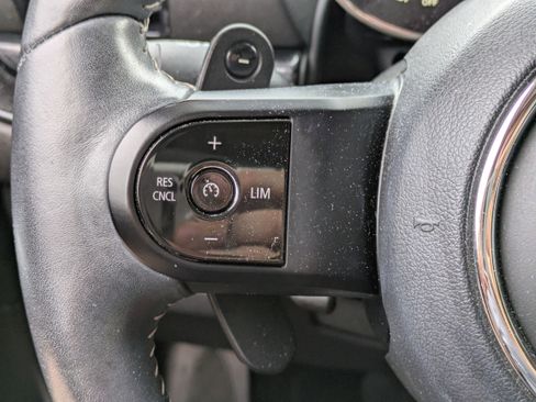 Used 2022 MINI Cooper Clubman S image 24